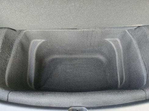 Used 2023 Tesla Model Y Long Range image 33