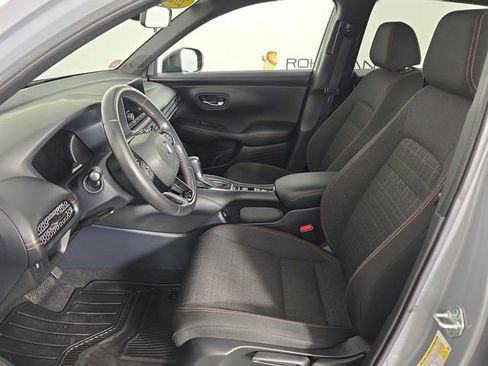 Used 2023 Honda HR-V Sport image 18