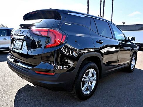 Used 2018 GMC Terrain SLE image 7