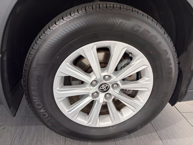 Used 2024 Toyota Grand Highlander AWD image 25