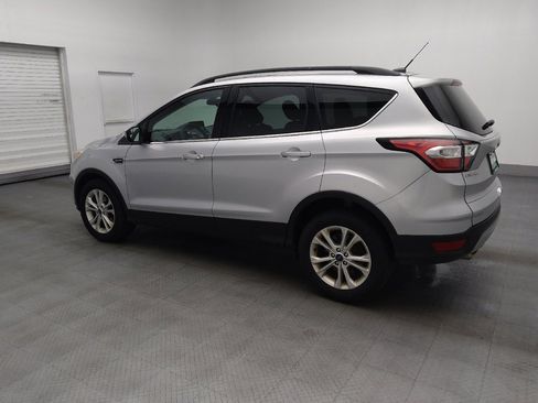 Used 2018 Ford Escape SE FWD image 3