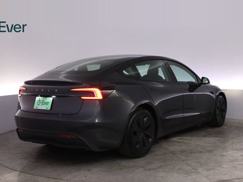 Used 2024 Tesla Model 3 Standard Range RWD image 3