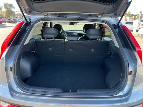 Used 2025 Kia Niro EX w/ EX Cold Weather Package image 26