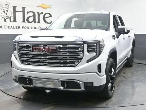 Used 2023 GMC Sierra 1500 Denali AWD/4WD image 7