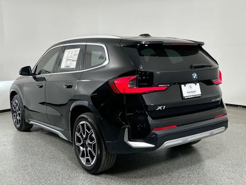 Certified 2025 BMW X1 xDrive28i w/ Premium Package image 7