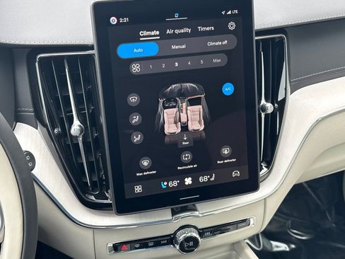 New 2026 Volvo XC60 B5 Ultra AWD/4WD image 23