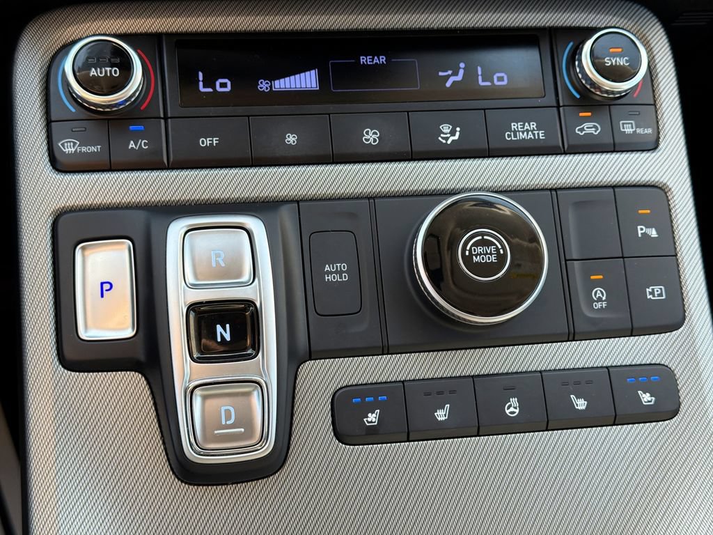 Used 2023 Hyundai Palisade SEL FWD image 20