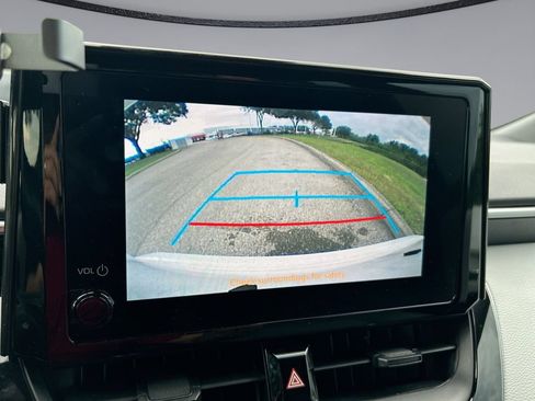 Used 2024 Toyota Corolla SE FWD image 23