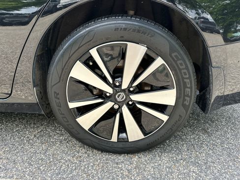 Used 2021 Nissan Altima 2.5 SV FWD image 17