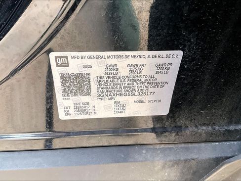 Used 2025 Chevrolet Equinox LT FWD image 34