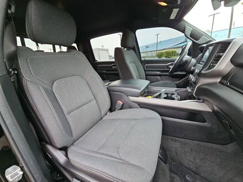 Used 2020 RAM 1500 Big Horn AWD/4WD image 28