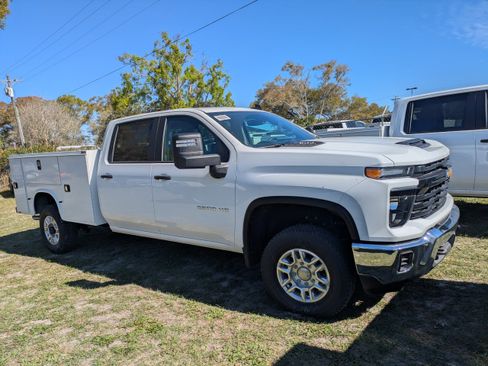 New 2026 Chevrolet Silverado 2500 W/T w/ WT Convenience Package AWD/4WD image 2