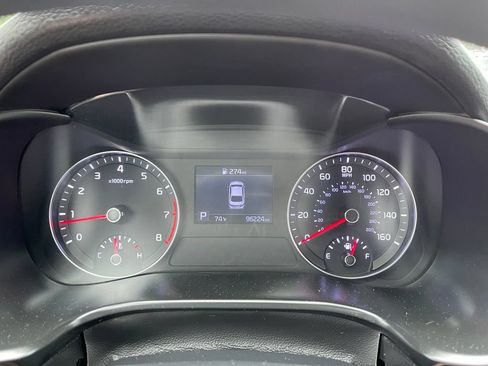 Used 2020 Kia Forte LXS FWD image 7