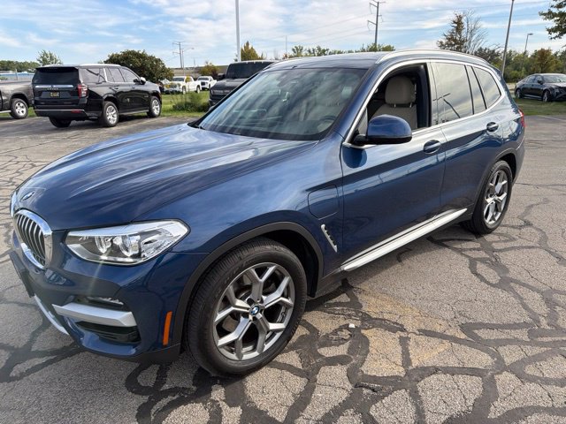 Used 2021 BMW X3 xDrive30e w/ Convenience Package AWD/4WD image 2