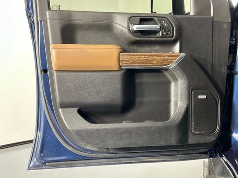 Used 2023 Chevrolet Silverado 3500 High Country image 34