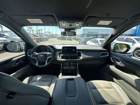 Used 2024 Chevrolet Suburban LT image 10