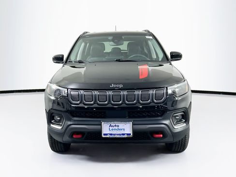Used 2022 Jeep Compass Trailhawk AWD/4WD image 2