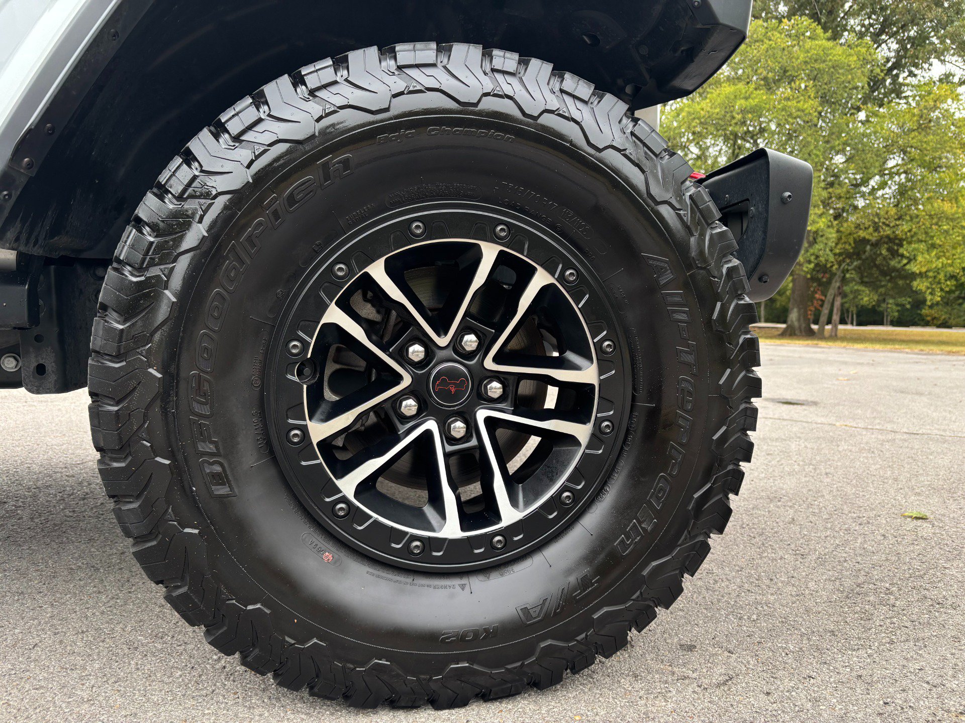 Used 2024 Jeep Wrangler Unlimited Rubicon AWD/4WD image 53