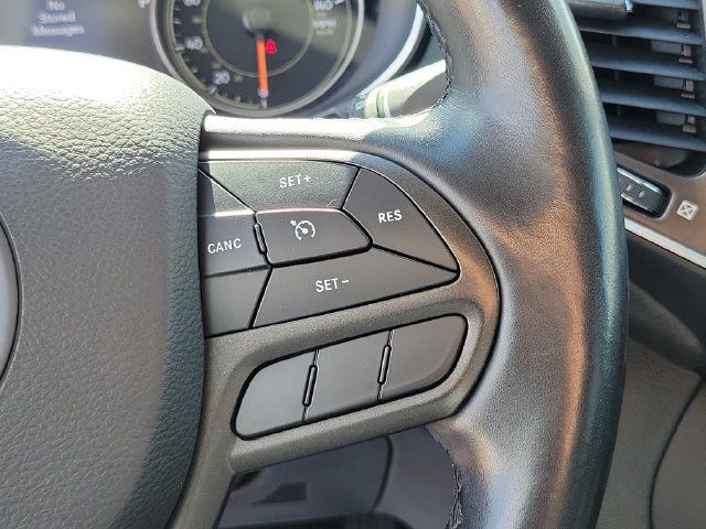 Used 2020 Jeep Cherokee Trailhawk w/ Cold Weather Group AWD/4WD image 12