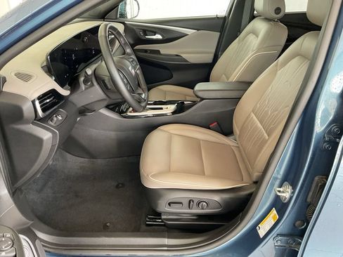 Used 2025 Buick Envista Avenir FWD image 10