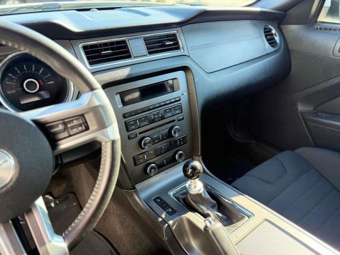 Used 2013 Ford Mustang GT w/ GT Track Pkg image 16