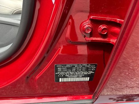 Used 2025 Hyundai Sonata SEL FWD image 13