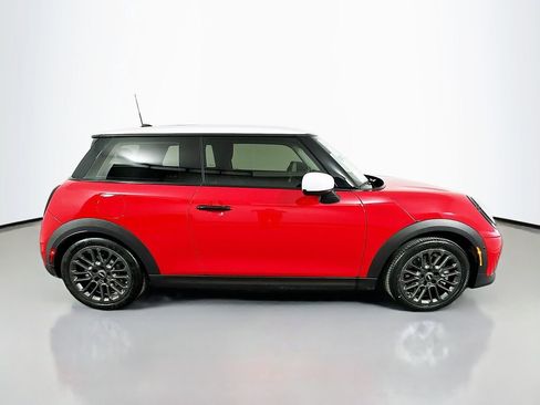 Certified 2025 MINI Cooper 2-Door Hardtop image 4