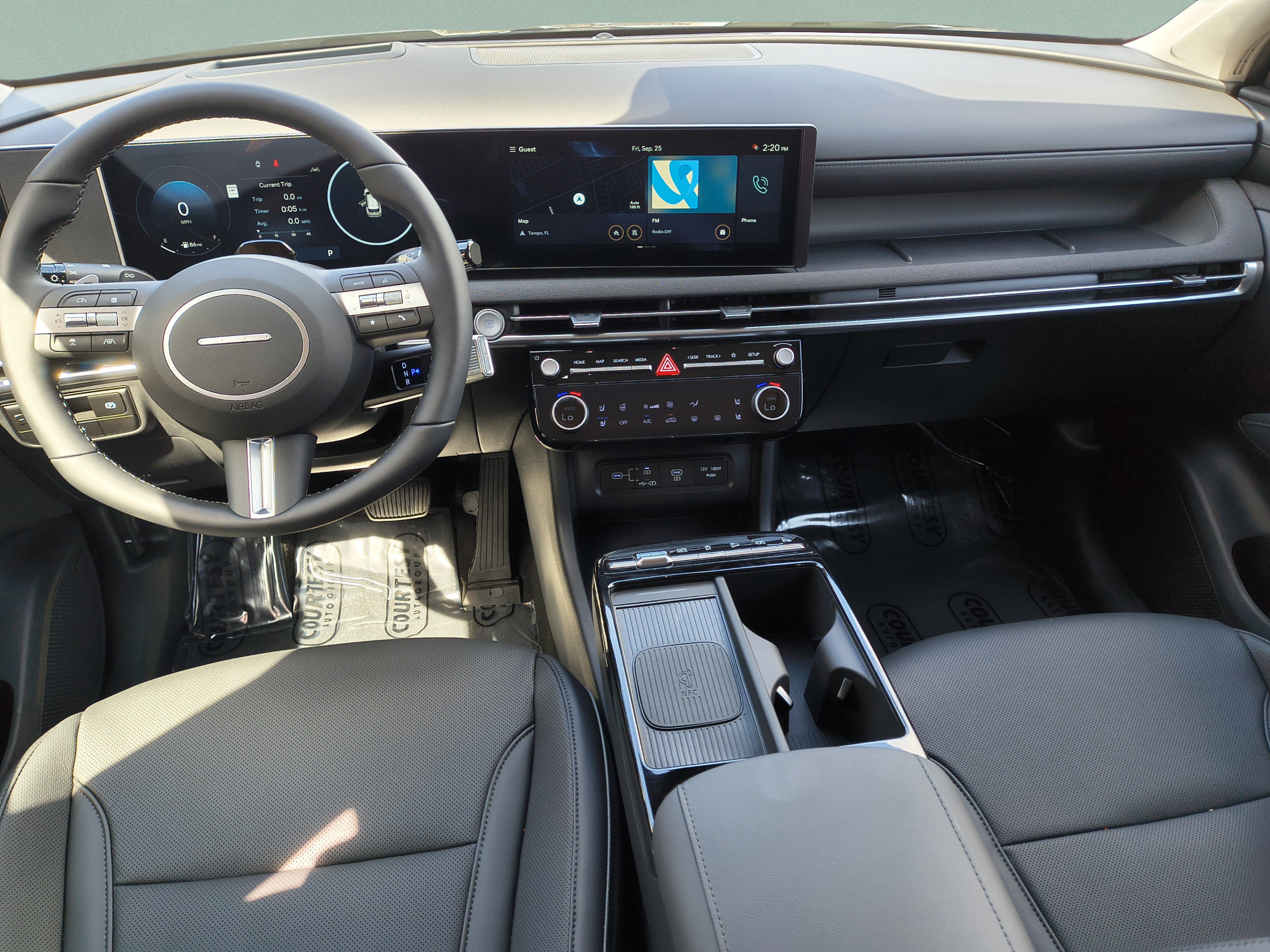 New 2026 Hyundai Tucson Limited FWD image 9