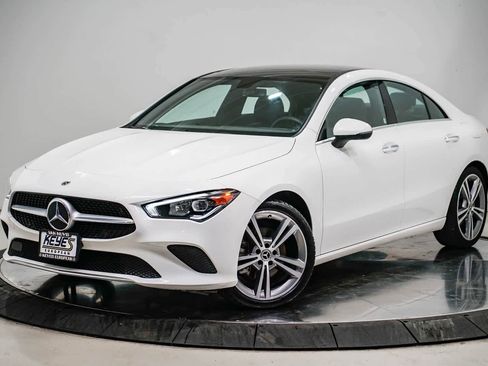 Used 2022 Mercedes-Benz CLA 250 image 1