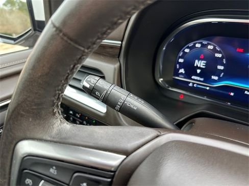 Used 2022 Chevrolet Tahoe LT w/ LT Signature Package image 25