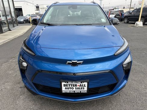 Used 2022 Chevrolet Bolt EUV Premier w/ Sun & Sound Package FWD image 4