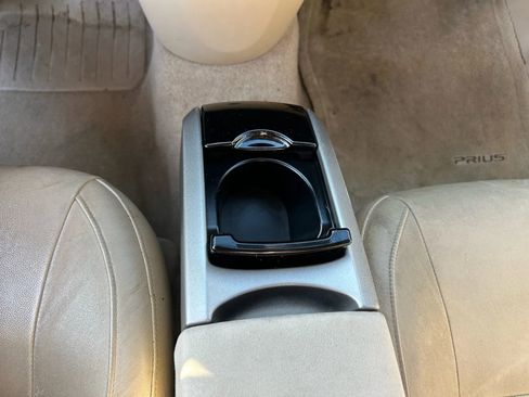 Used 2005 Toyota Prius Hatchback 4D image 20