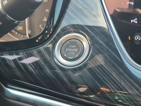 New 2024 Cadillac XT6 Premium Luxury w/ Technology Package AWD/4WD image 16