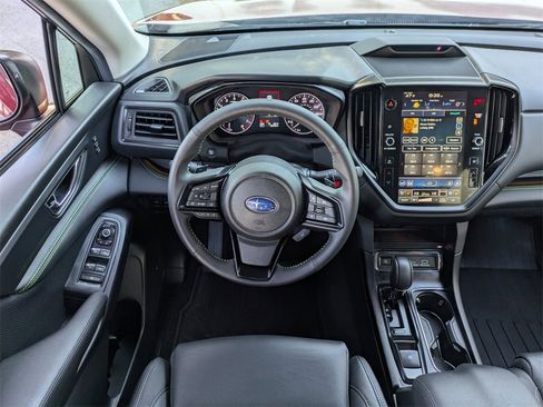 Certified 2025 Subaru Ascent Bronze Edition w/ Onyx Package image 17