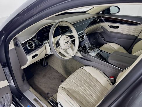 Certified 2022 Bentley Flying Spur W12 AWD/4WD image 5