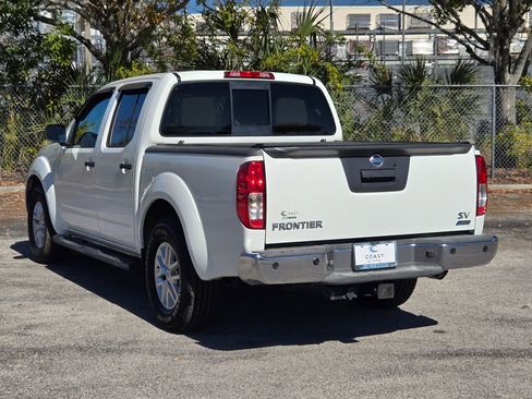Used 2017 Nissan Frontier SV w/ SV Value Truck Package image 7