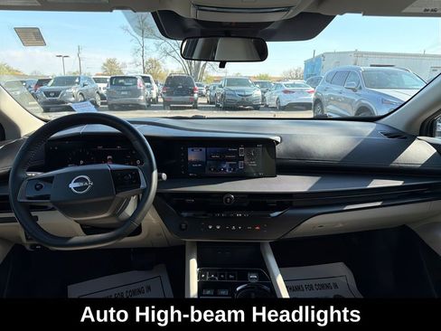 Used 2025 Nissan Murano SV AWD/4WD image 15