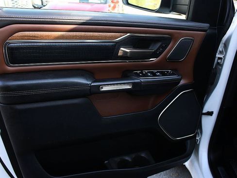 Used 2019 RAM 1500 Limited AWD/4WD image 16