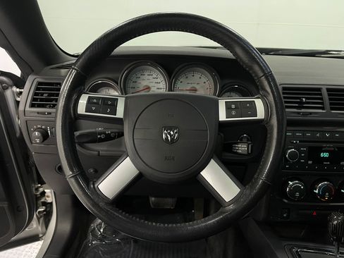 Used 2009 Dodge Challenger SRT8 w/ SRT Option Group II RWD image 20
