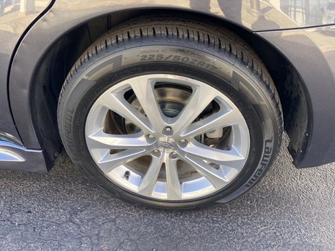 Used 2013 Subaru Legacy 3.6R Limited image 27