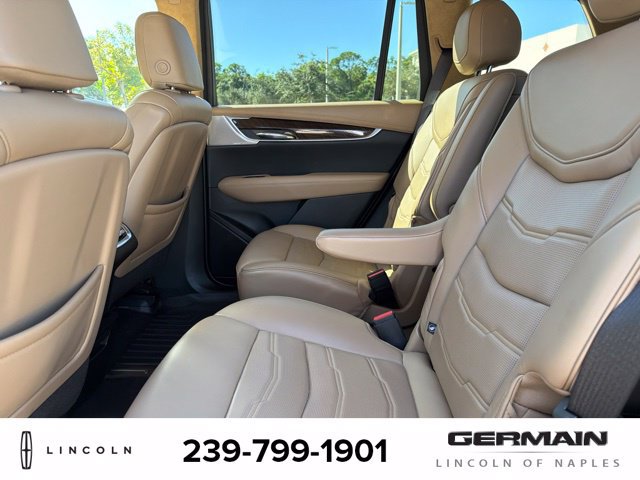 Used 2022 Cadillac XT6 Premium Luxury w/ Platinum Package FWD image 13