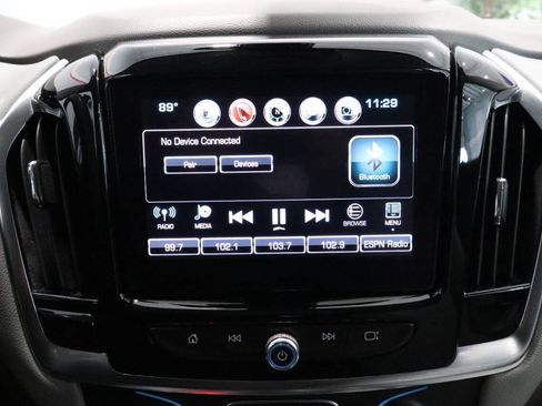 Used 2018 Chevrolet Traverse LT FWD image 23