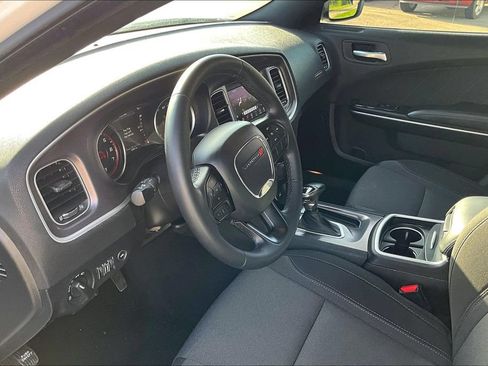 Used 2022 Dodge Charger SXT RWD image 13