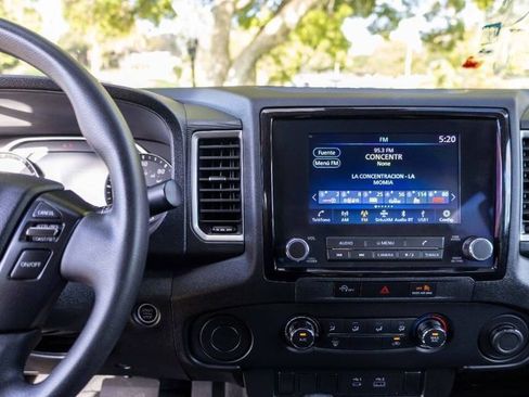 Used 2024 Nissan Frontier SV w/ Graphics Package image 44