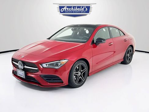 Used 2023 Mercedes-Benz CLA 250 4MATIC image 3
