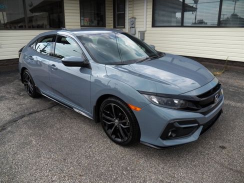 Used 2021 Honda Civic Sport image 2