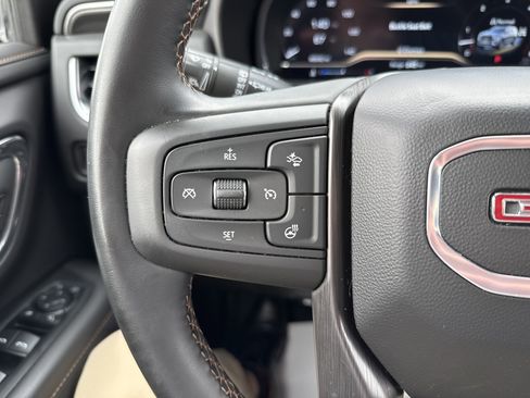 Used 2024 GMC Yukon AT4 w/ AT4 Premium Package image 19