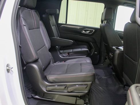 Used 2023 Chevrolet Suburban RST w/ Sport Performance Package image 21