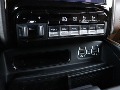 Used 2020 RAM 3500 Limited image 27