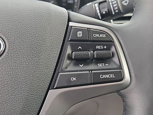 Used 2018 Hyundai Elantra Value Edition image 24